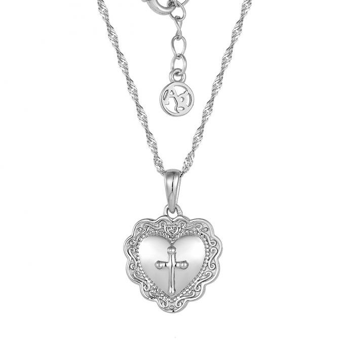 Sanctus Amour Pendant